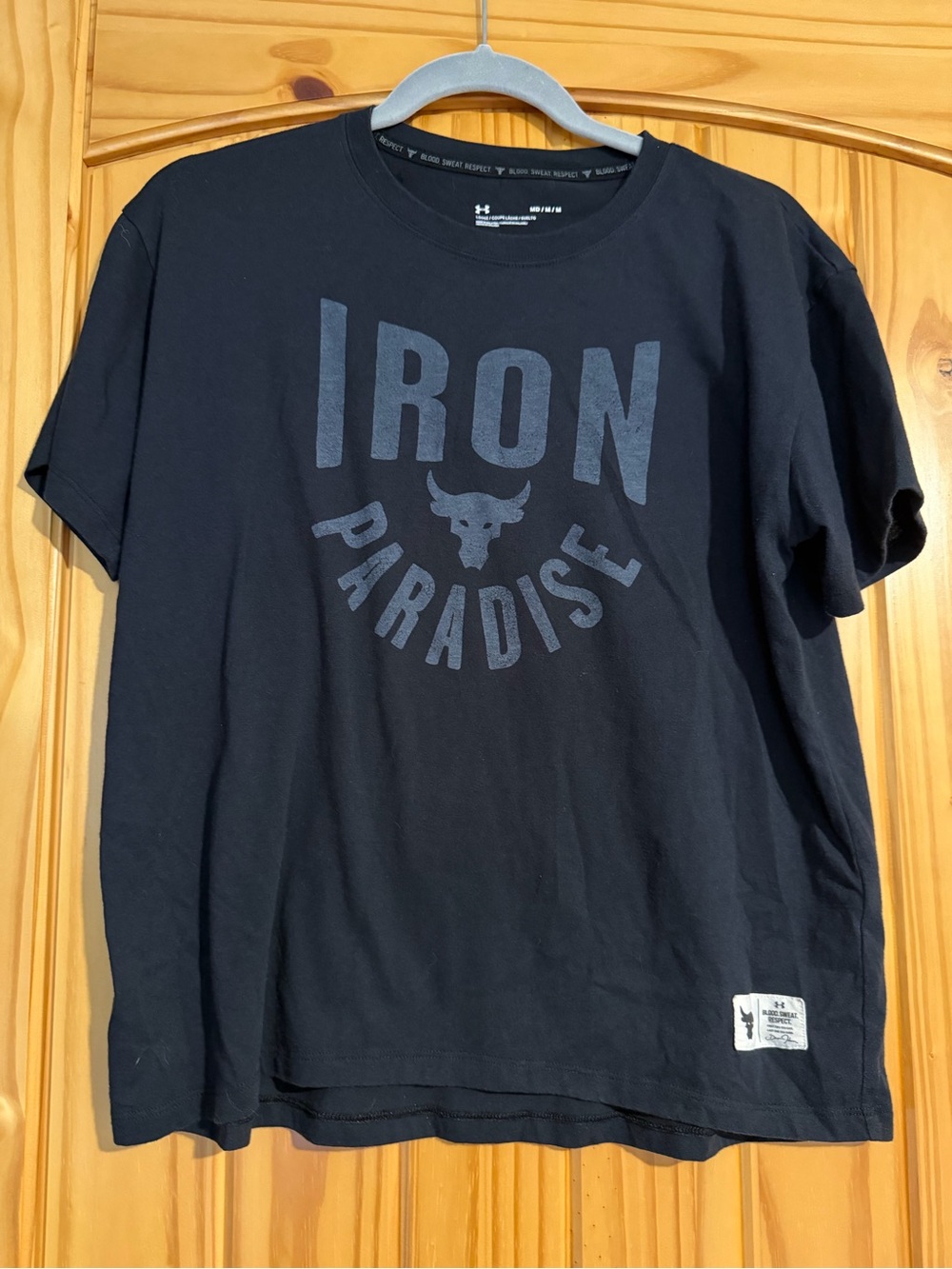 Under Armour Black 'Iron Paradise' Graphic Short Sleeve Tee